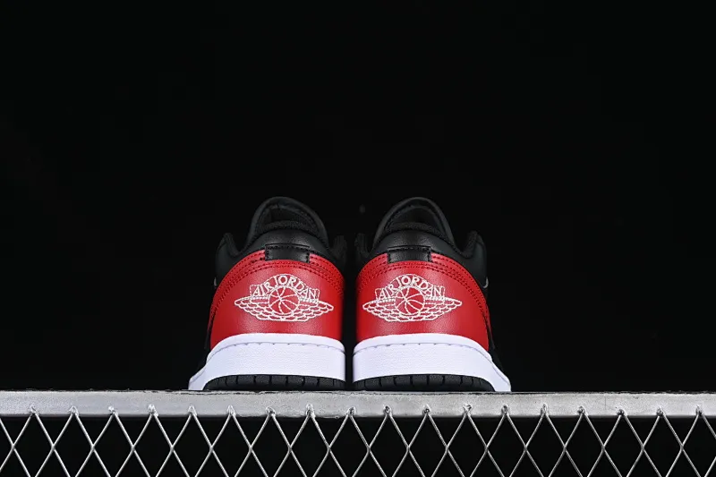 All categories Air Jordan Jordan series basketball shoes Air Jordan 1 Low G version pure original Air Jordan 1 Low AJ1 Joe 1 red and black low-top cultural casual sneakers 553558-067